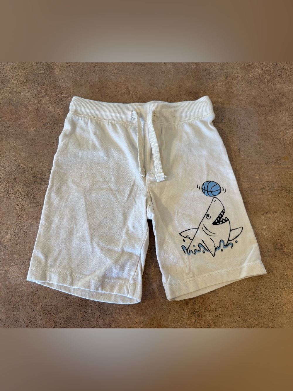 Old Navy Cream Elastic Waistband Shorts with Shark Print 5T
